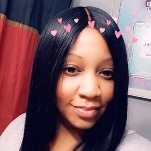 Meet your Posher, Malikah